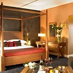 Inchydoney Island & 4*