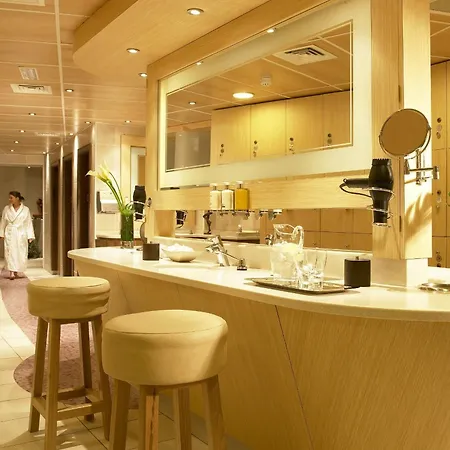 因其多尼岛spa酒店