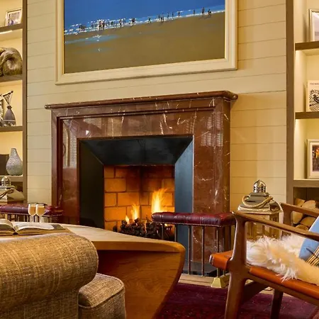 因其多尼岛spa酒店 4*