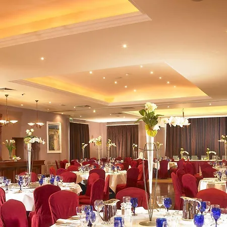 因其多尼岛spa酒店 4*