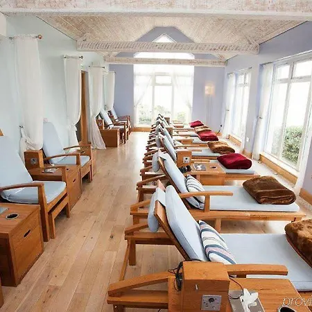 因其多尼岛spa酒店