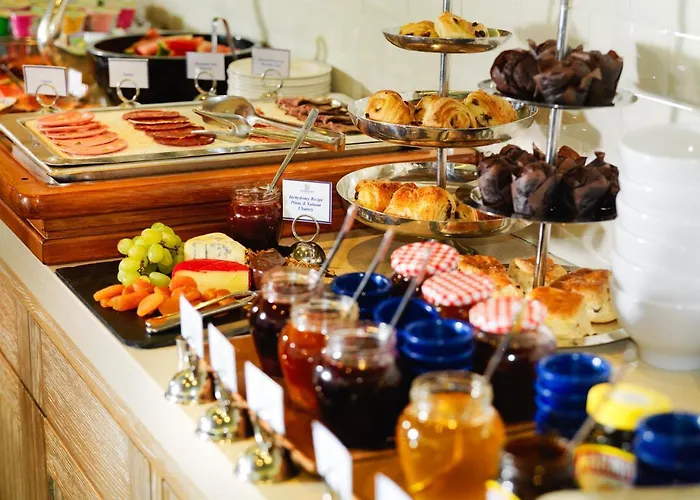 Inchydoney Island & 4* Clonakilty